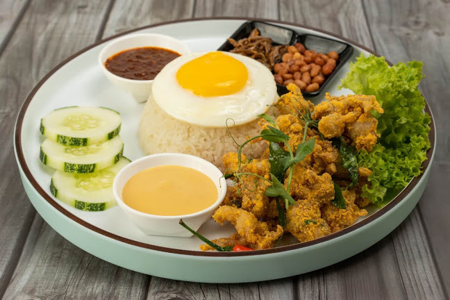 Jia Xiang (家乡) Specialty Nasi Lemak and Claypot Fish Head - Hospitality and gastronomy