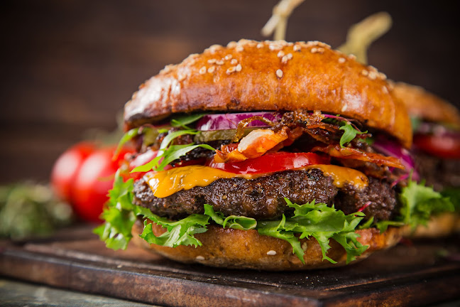 Comentarii opinii despre Smokey Oak