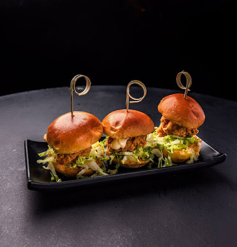 Opinii despre Abriza Rooftop Restaurant în Singapore - Hospitality and gastronomy