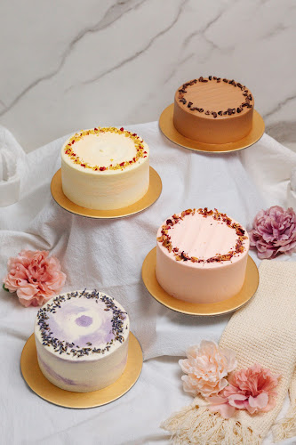 112 E Coast Rd, B1-30 i12 Katong, Singapore 428802