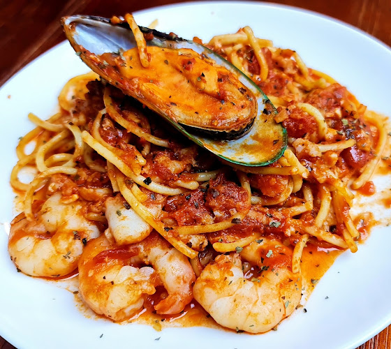 301 Upper Thomson Rd, #01-57, Singapore 574408