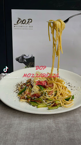 Opinii despre D.O.P Mozzarella Bar & Restaurant în Singapore - Hospitality and gastronomy