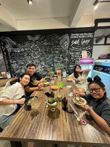 29 Swan Lake Ave, Singapore 455718