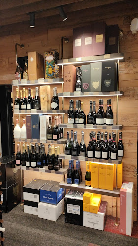 491 River Valley Rd, #01-03, Singapore 248371