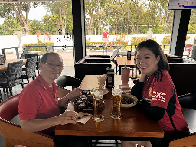 Opinii despre ARFC Woodleigh în Singapore - Hospitality and gastronomy