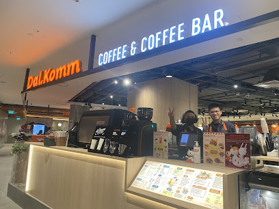 Dal.Komm Coffee @ Parkway Parade