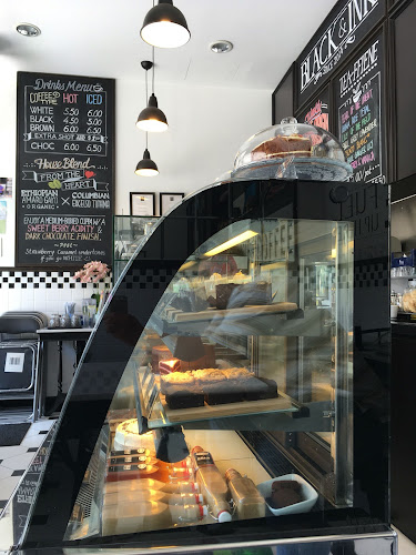 Comentarii opinii despre BLACK&INK