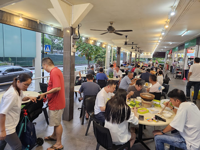 *Fhri Lu Ding Ji Charcoal Claypot Chicken Steamboat - Singapore