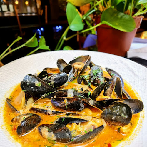 206 Telok Ayer St, Singapore 068641