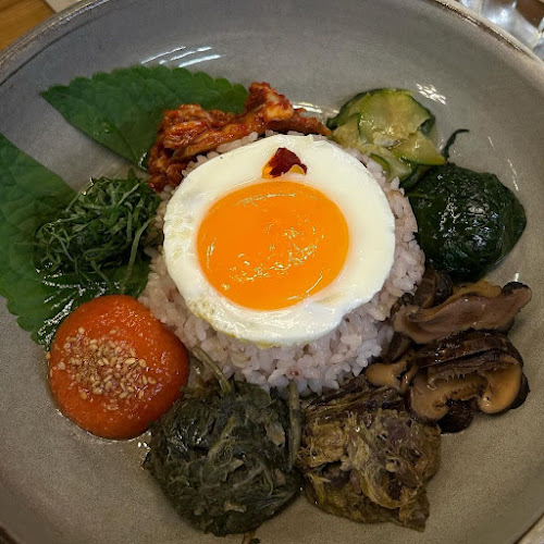 Kimchi Dining | Korean Restaurant Singapore - Hospitality and gastronomy