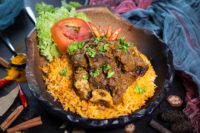 Comentarii opinii despre Smokey Oak