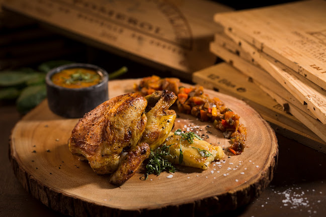 Opinii despre Napoleon Wine Bistro în Singapore - Hospitality and gastronomy