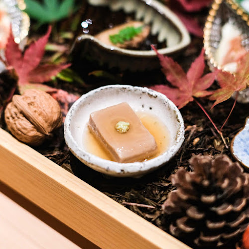 Sushi Katori - Omakase Sushi restaurant in Tanjong Pagar - Hospitality and gastronomy