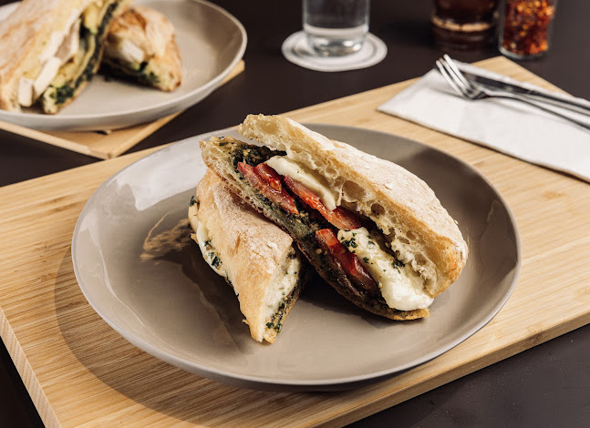 Opinii despre CAFFE BEVIAMO - Holland Village în Singapore - Hospitality and gastronomy