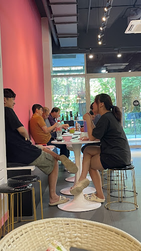 2SCOOPS [NeWest @ Clementi] Gelato, Waffles, SAKE