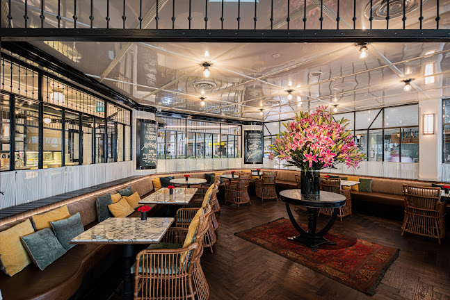 112 E Coast Rd, #01-01/02/03 i12 Katong, Singapore 428802