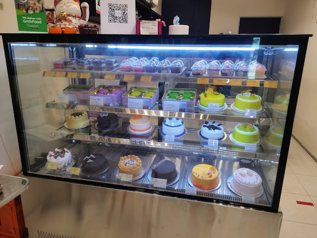 Emicakes - Kovan - Hospitality and gastronomy