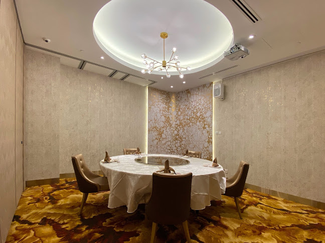 Long Beach @ ROBERTSON QUAY - Hospitality and gastronomy