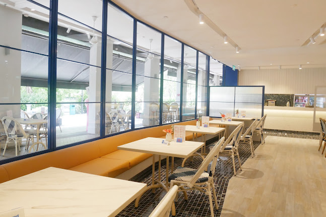 Long Beach @ ROBERTSON QUAY - Singapore