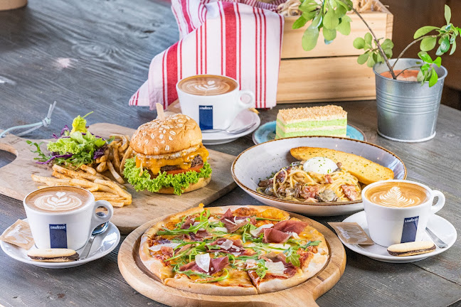 Opinii despre FoodBarn Galaxis în Singapore - Hospitality and gastronomy