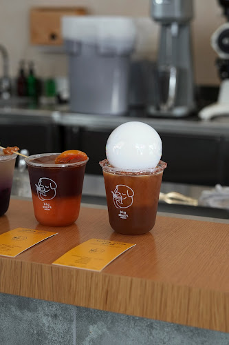 Big Short Coffee - Hospitality and gastronomy