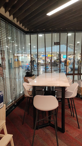 Opinii despre Crystal Wines Valley Point în Singapore - Hospitality and gastronomy