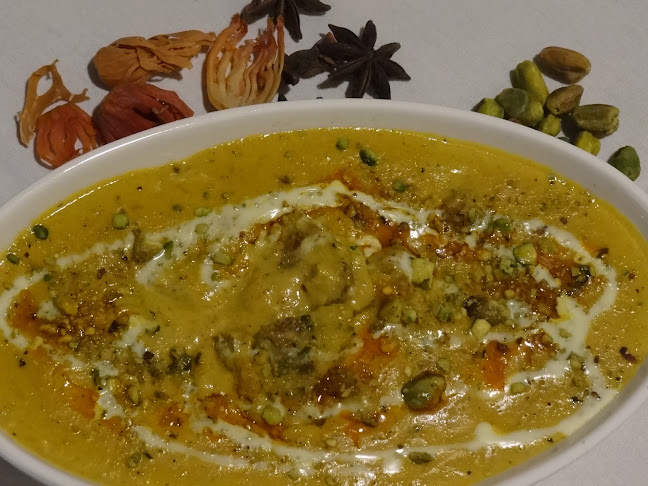 British Indian Curry Hut - Holland village