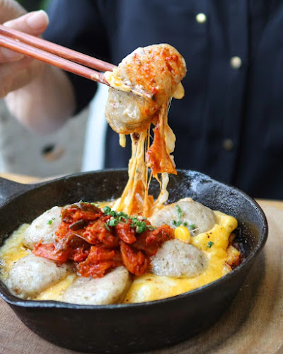 181 Orchard Rd, #06-10 Orchard Central Singapore 238896