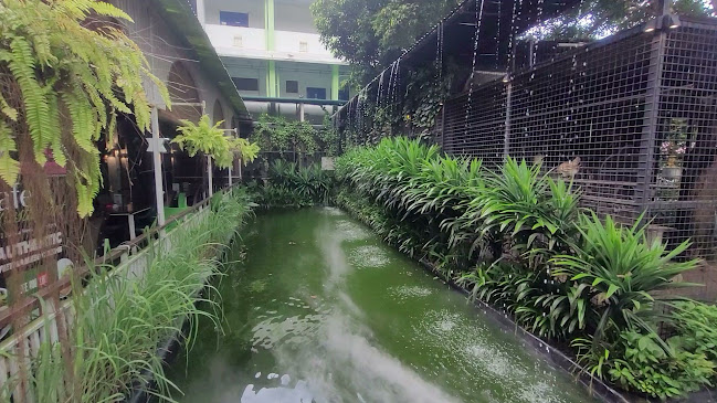 Lucky Saigon Café - Singapore