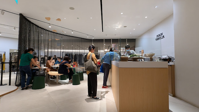 2 Orchard Turn, #B1-06, Singapore 238801