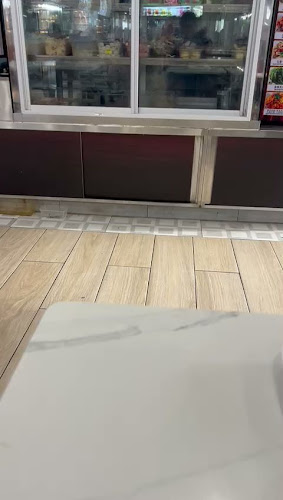 Comentarii opinii despre 伟少港式肠粉 Chef Wei HK Cheong Fun