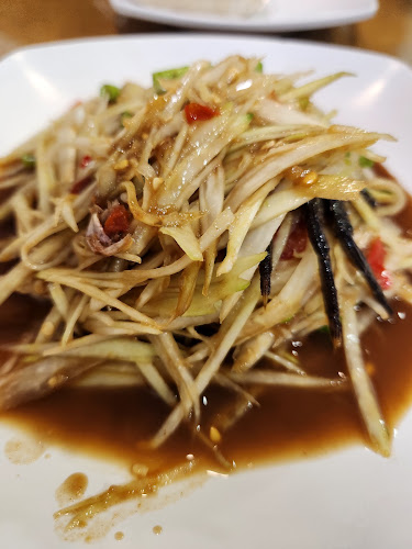 Mae Toi Mahasarakahm Thai restaurant - Singapore