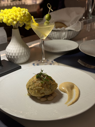 Opinii despre estiatorio Milos în Singapore - Hospitality and gastronomy