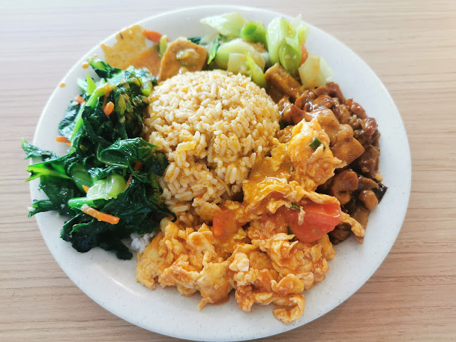 Broadway Coffeeshop @ 51 Changi Business Park Central 2 - Singapore