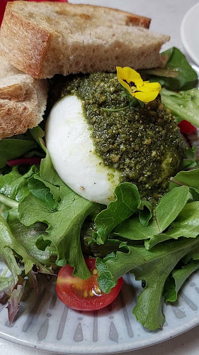 15-2 Jln Riang, Singapore 358987