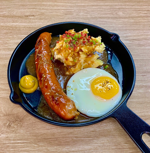 941 Upper Serangoon Rd, Singapore 534709