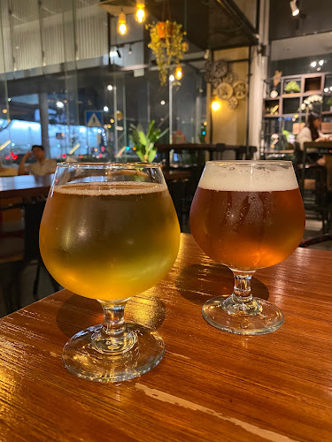 Opinii despre The Autobus în Singapore - Hospitality and gastronomy