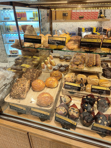 Wu Pao Chun Bakery (Orchard Paragon Shopping Centre) - Hospitality and gastronomy