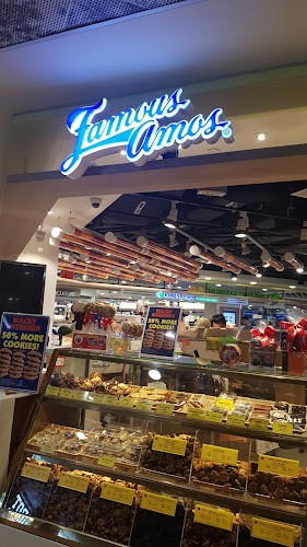 Famous Amos - Hospitality and gastronomy