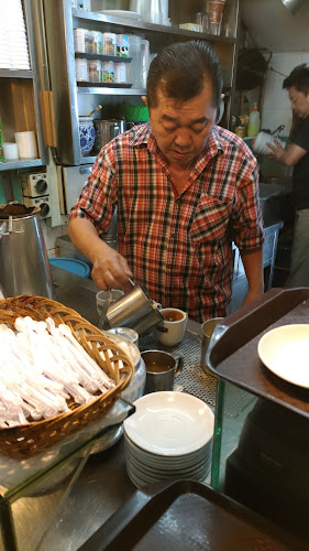 Comentarii opinii despre The 1950's Coffee “五十年代”