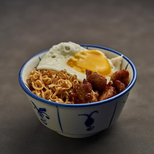 #01-33, Burlington Square, 175 Bencoolen St, 189649