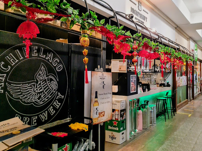 #01-33, Burlington Square, 175 Bencoolen St, 189649