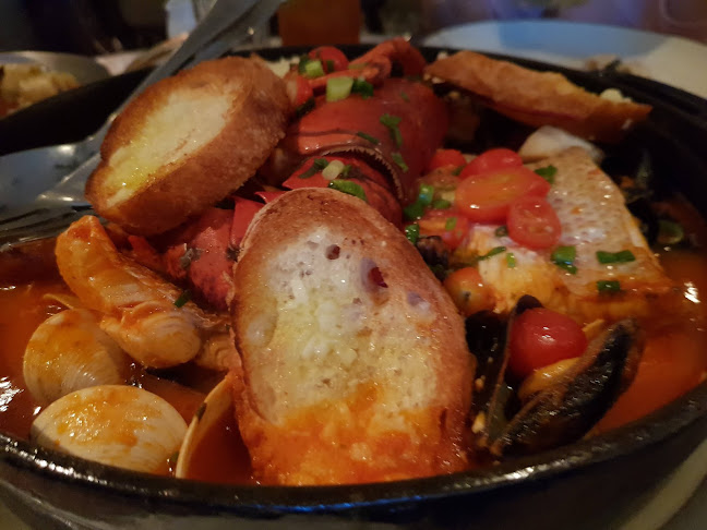 Opinii despre Waterfall Ristorante Italiano în Singapore - Hospitality and gastronomy