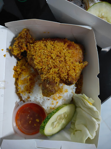 Comentarii opinii despre Penyet Town