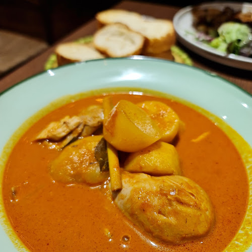 Jovis Cafe - The Dining Place - Hospitality and gastronomy