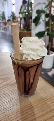 6 Letter Brunch - Hospitality and gastronomy