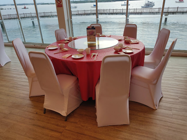 Changi Beach Seafood Paradise - Hospitality and gastronomy