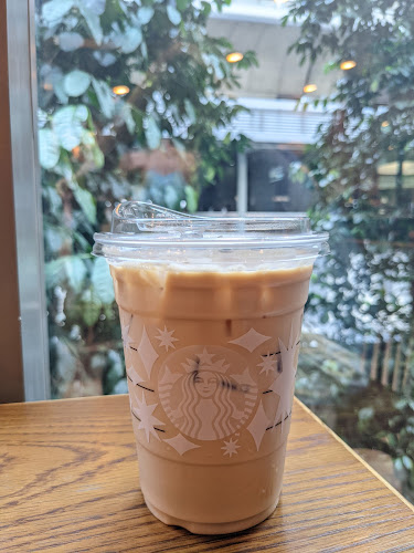 Comentarii opinii despre Starbucks JEM