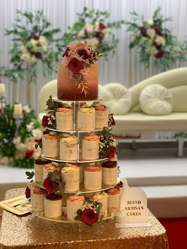 Comentarii opinii despre Blush Artisan Wedding and Birthday Cakes