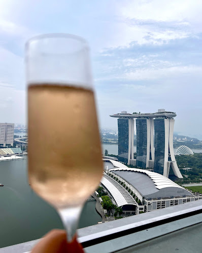 LeVeL33 - Singapore